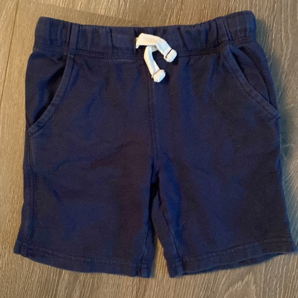 Bundle of 4 boys shorts - Picture 4 of 10